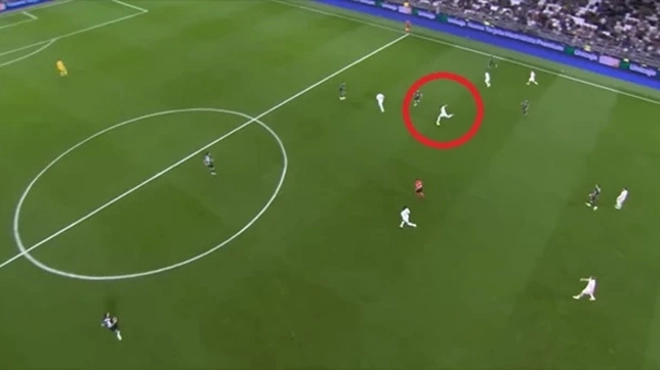 Arda Güler 68 metreden attı: Futbol dünyası bu golü konuşuyor-Haber-Manset