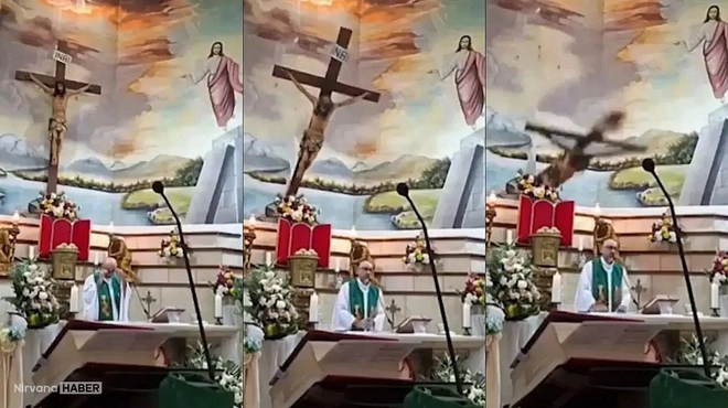 Canlı yayında feci ölüm! Rahibin üzerine haç düştü-Haber-Manset
