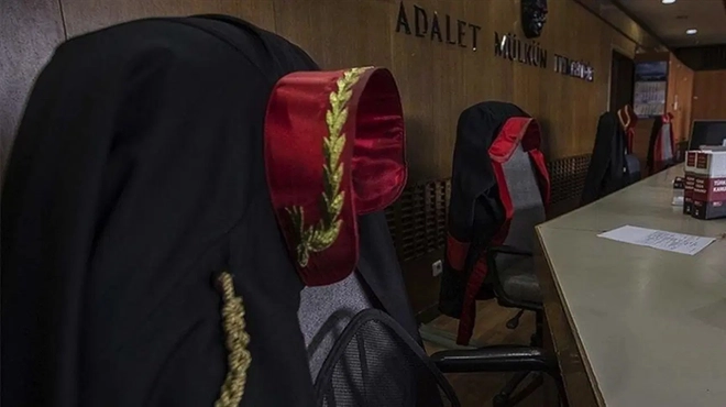 Duruşma sırasında kalp krizi geçiren savcı hayatını kaybetti-Haber-Manset