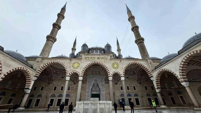 Edirne Selimiye Camii, Dört Yıl Sonra Yeniden Cemaate Kapılarını Açtı-Haber-Manset