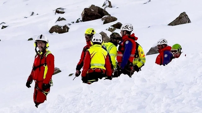 İtalya'da kayak genel çığ düştü: 2 ölü-Haber-Manset