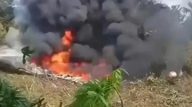 Kolombiya'da Askeri Uçak Düştü-Haber-Manset