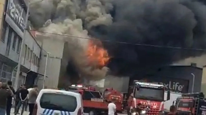 Konya’da yatak fabrikasında yangın; 1 itfaiye eri yaralandı-Haber-Manset