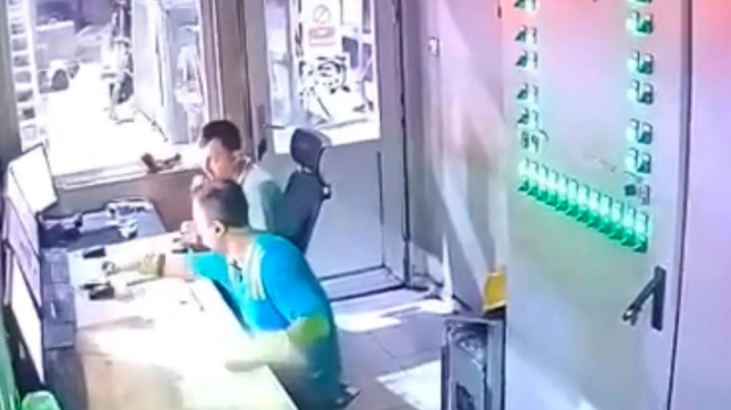 Samsun'da Yeşilyurt Demir Çelik Fabrikası'nda patlama anı kamerada-Haber-Manset